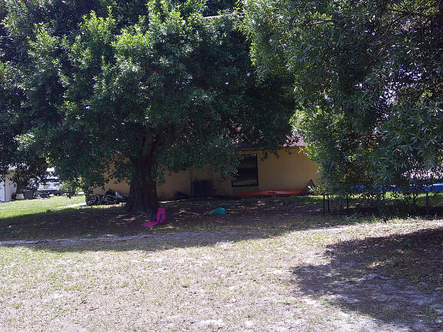 3 bed, 2.0 bath, 1634 sqft, $2,500 — Photo 2