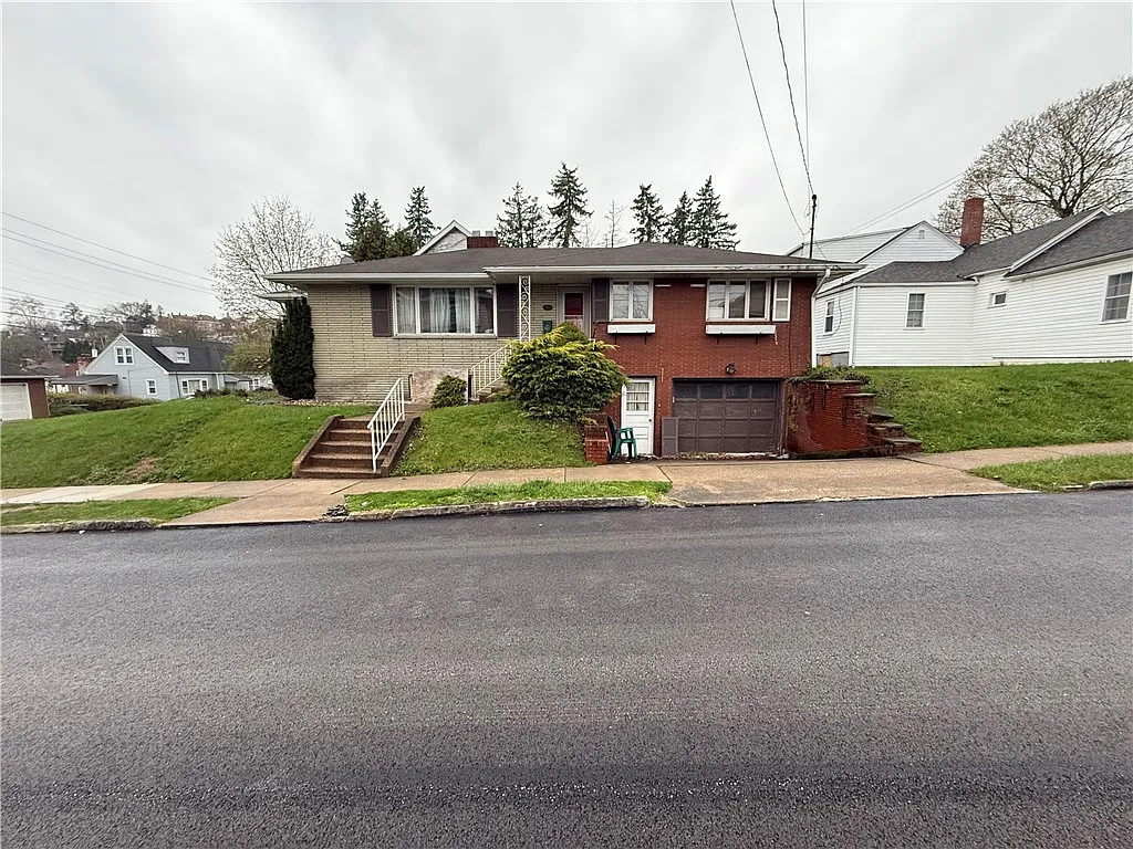 402 Arch Ave photo 1