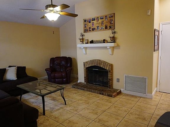 5th image of 787 Bates Ct