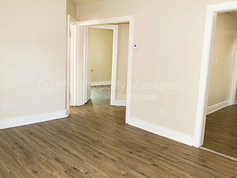 1503 E 18th St — Photo 3