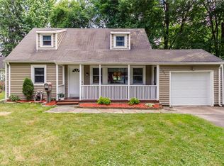 1997 Penfield Rd, Penfield, NY 14526