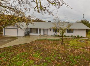 26106 Pittman Hill Rd, Clovis, CA 93619