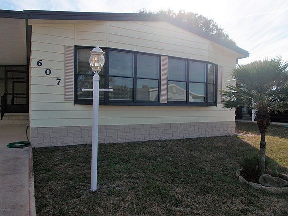 2nd image of 607 Tarpon Dr