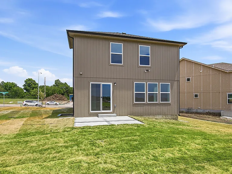 1424 SE Vantage Point Dr — Photo 32