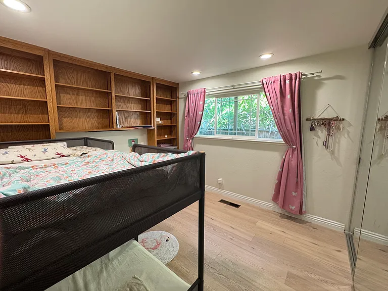 Kids bedroom