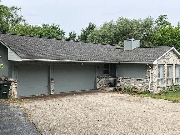 2nd image of 1626 N Denise Ave