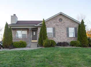 233 Beechnut Ct, Shepherdsville, KY 40165