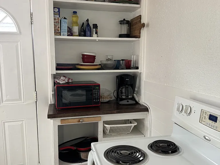 1015 Pine Ave #1 — Photo 8
