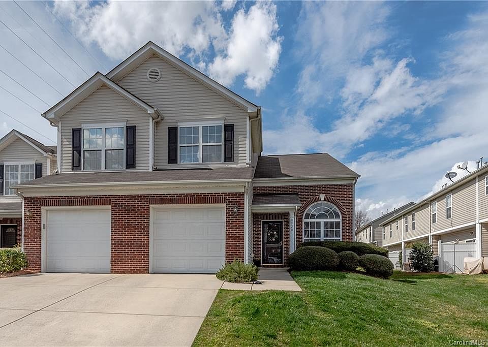 1st image of 8520 Carolina Lily Ln