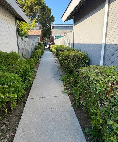 210 Toronto Ave — Photo 8