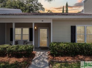 10 Olde Towne Place Dr, Savannah, GA 31410