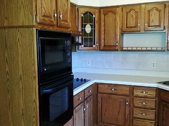 Eat In Kitchen