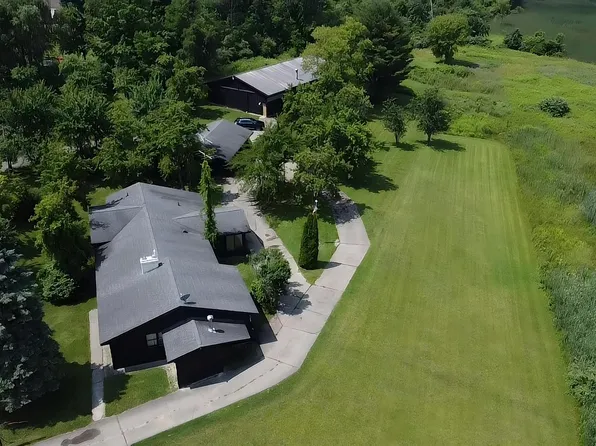 3345 Beach Rd, Port Huron, MI 48060