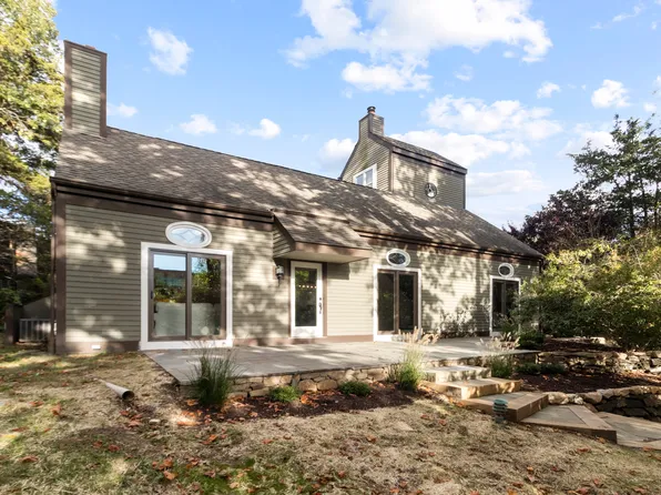 55 Long Hill Farm, Guilford, CT 06437