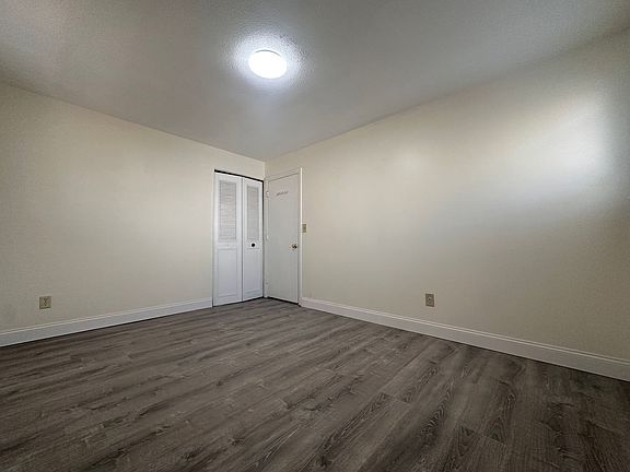 4th image of 7 Gorham Ave APT 18