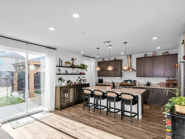 4583 Butterfly Ridge Dr — Photo 18