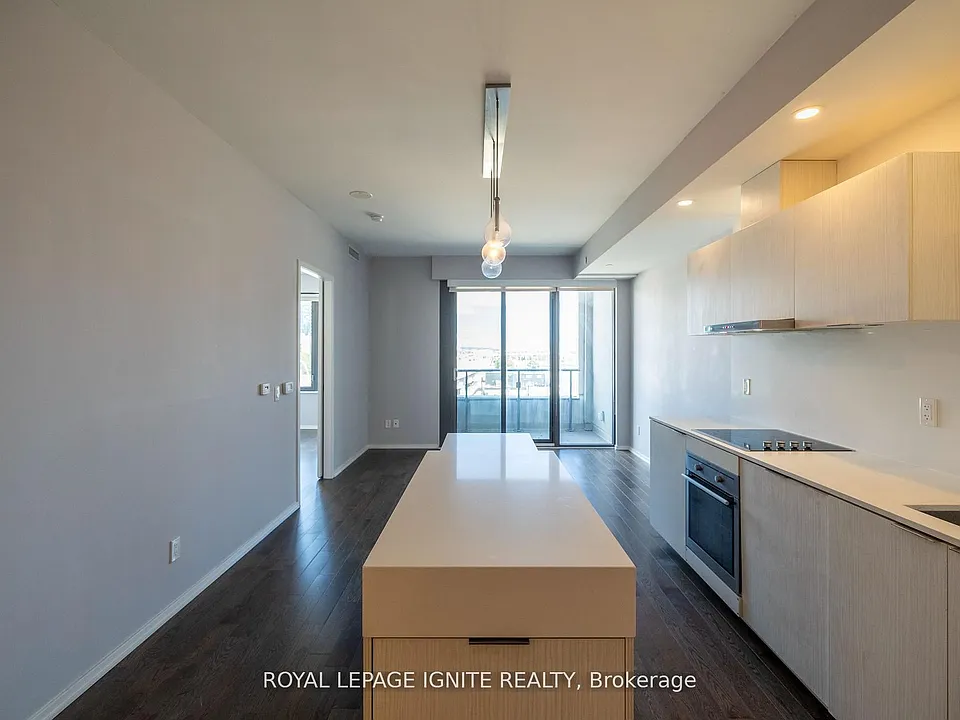 12 Bonnycastle St #605