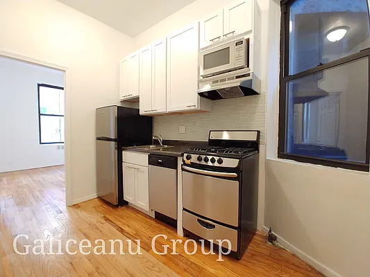 Rented by Lexington Real Estate Group | media 1