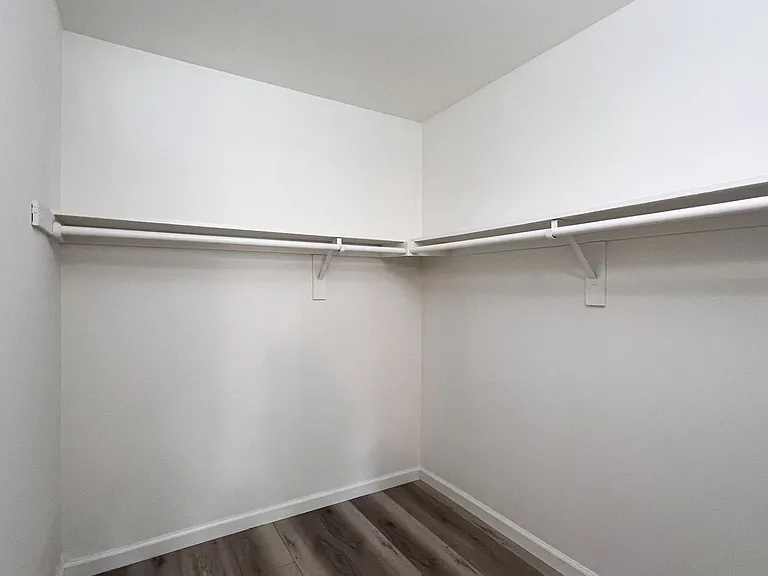 2642 W Porter Ave #12 — Photo 13