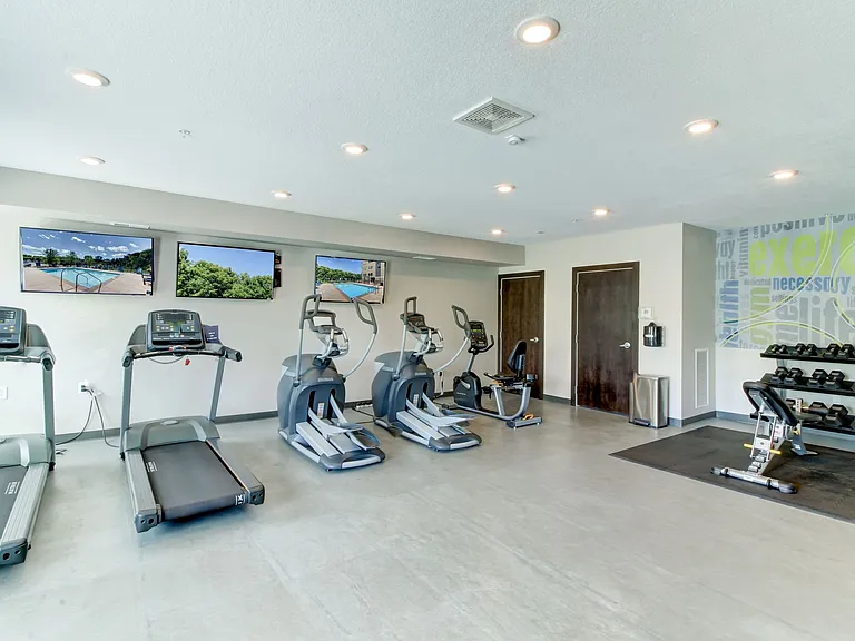 Viridian Central — Photo 10