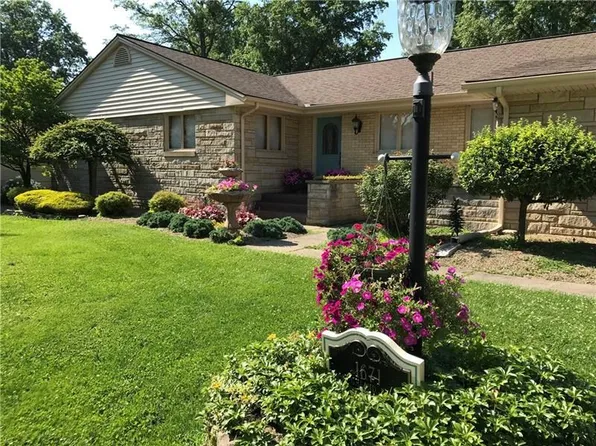 1671 Highland Rd, Sharon, PA 16146