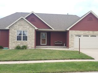 1746 Elderberry Cir, Demotte, IN 46310