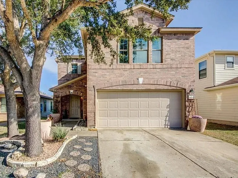 Quinton Dr — Photo 31