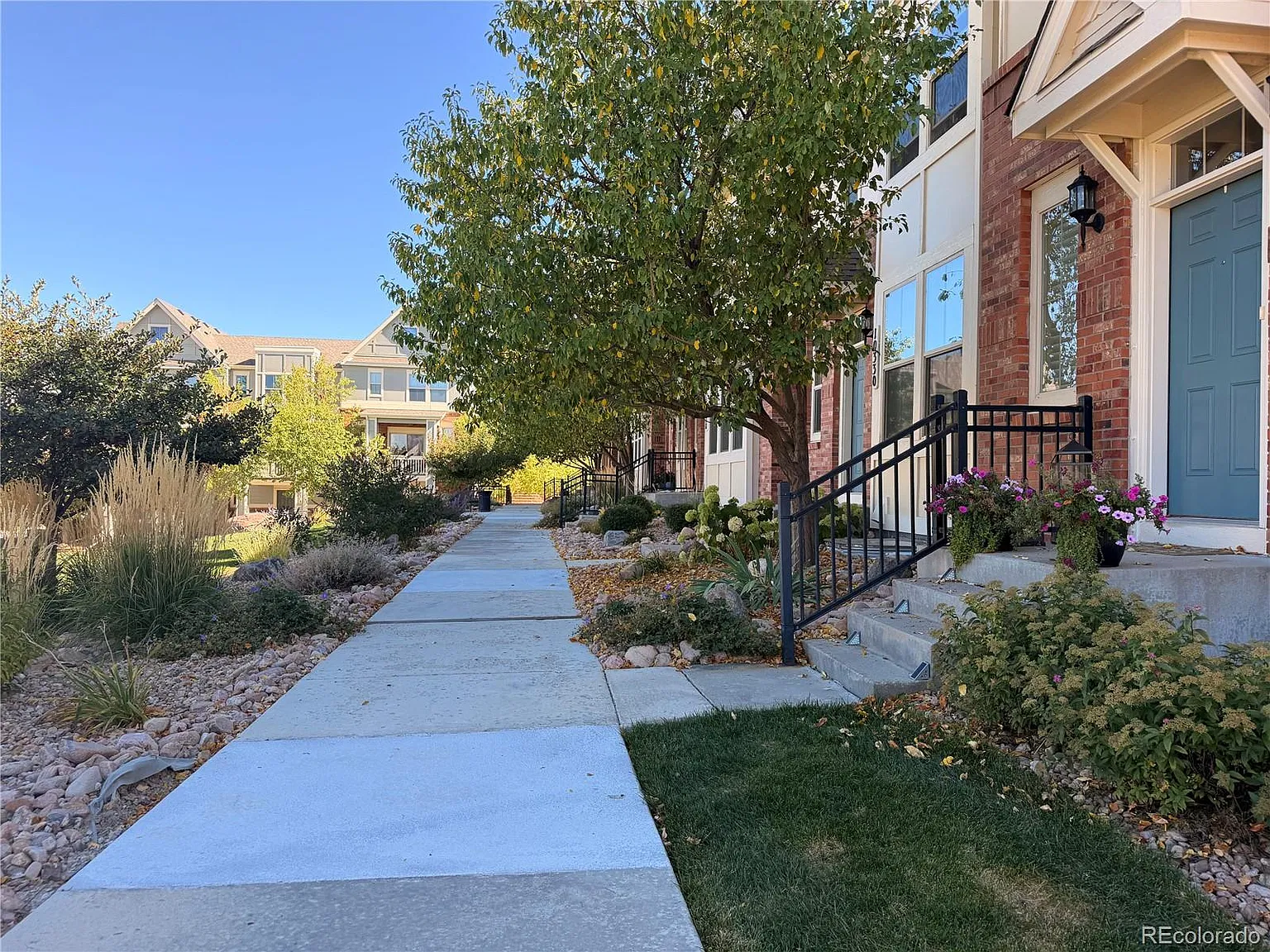 Studio, 1868 sqft, $3,500 — Photo 2
