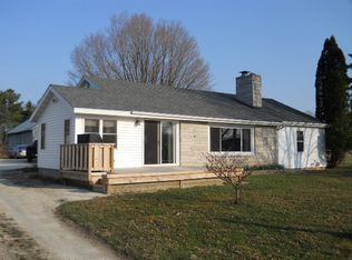 814 Cove Rd, Sturgeon Bay, WI 54235