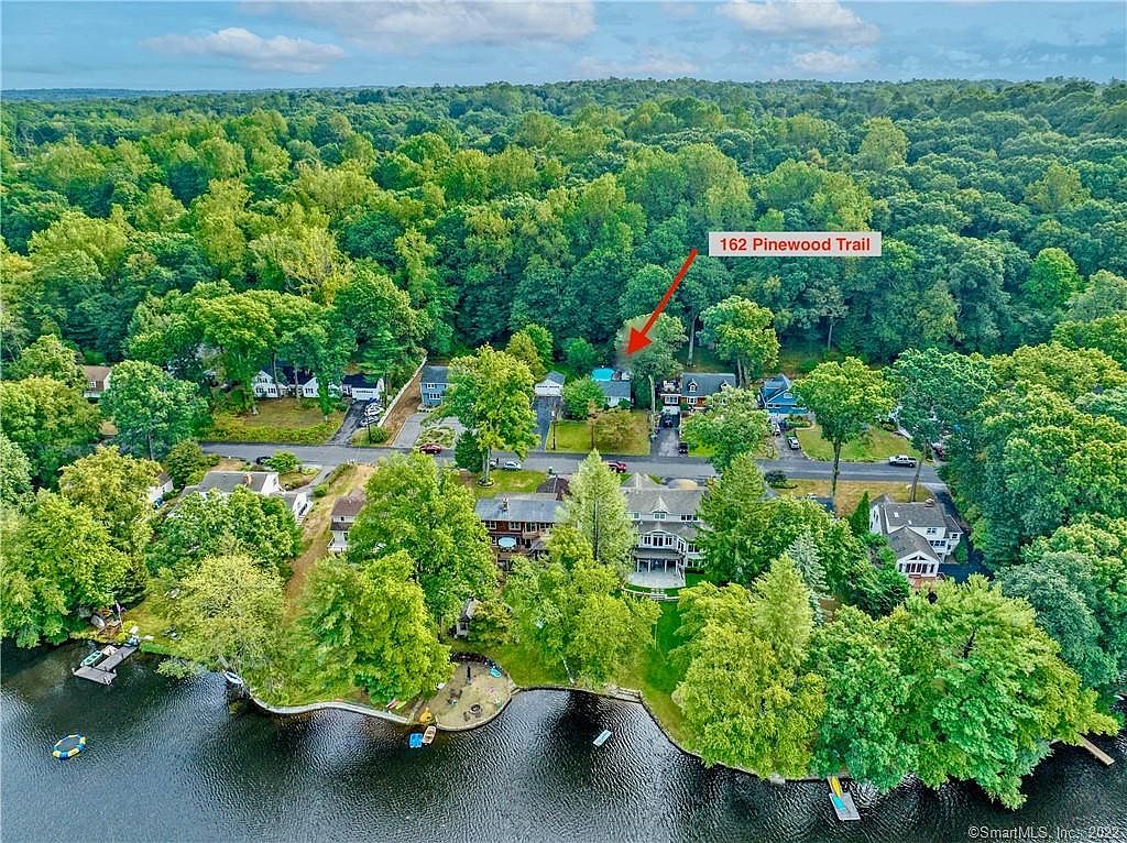 162 Pinewood Trl, Trumbull, CT 06611 Zillow