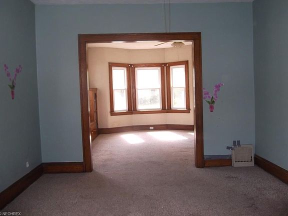 5th image of 139 Longford Ave