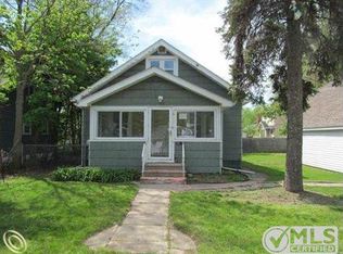 2911 Holden Ave, Waterford, MI 48329