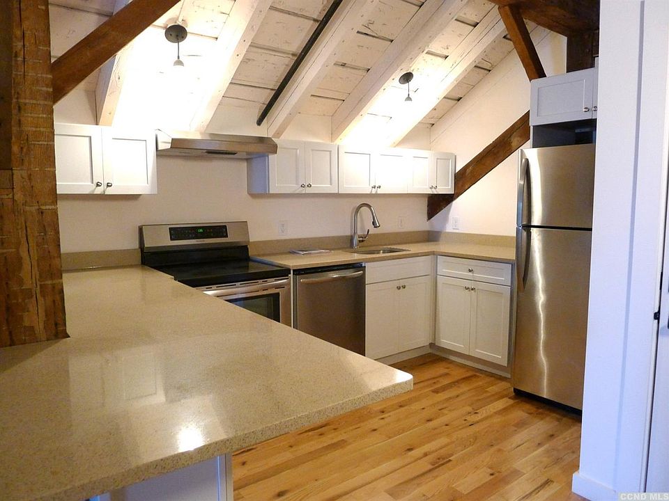 32 Anthony St Hillsdale NY Zillow