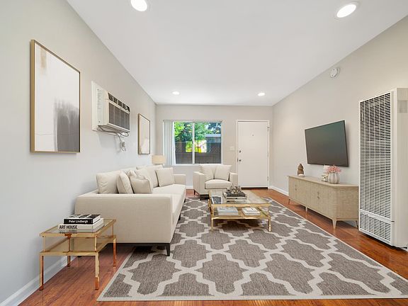 3rd image of 720 E Mountain St APT 1