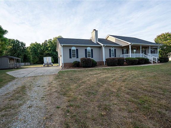 4th image of 1504 Rankin Mill Rd
