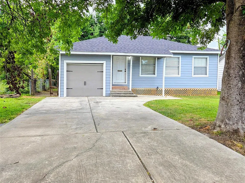 603 Maple Ave