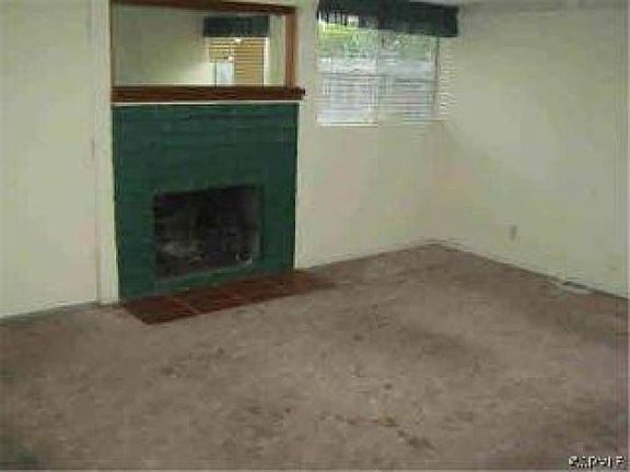 Living Room w/Fireplace
