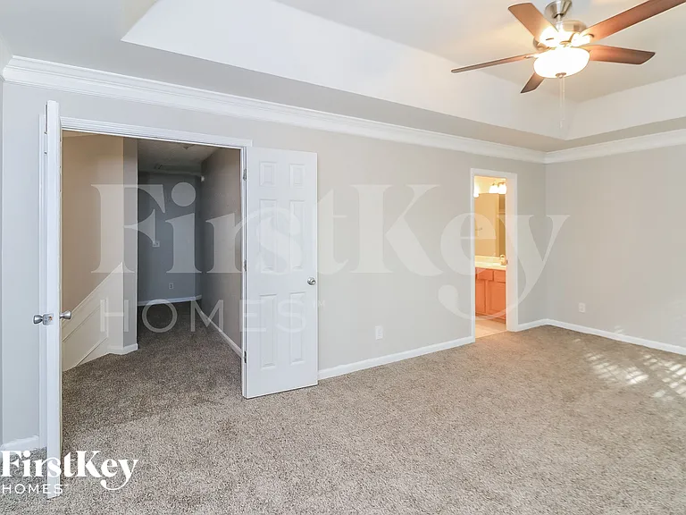 115 Weatherstone Dr — Photo 10