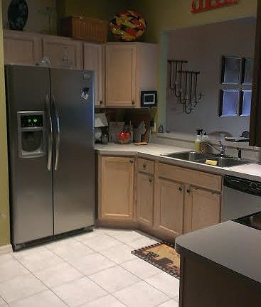 UPDATED APPLIANCES IN KITCHEN