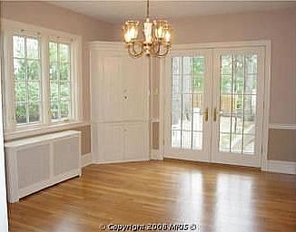 Built-in corner cabinet makes entertaining a breeze
