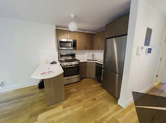 Rented by Highline Residential | media 16