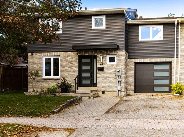 44 Michael Dr, Richmond Hill, ON L4C 5W7