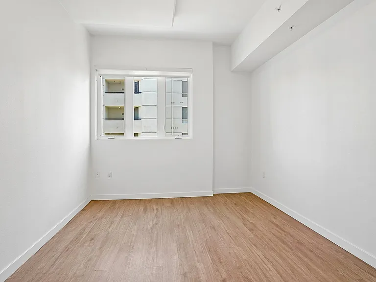 Kara Apartment in Koreatown — Photo 47