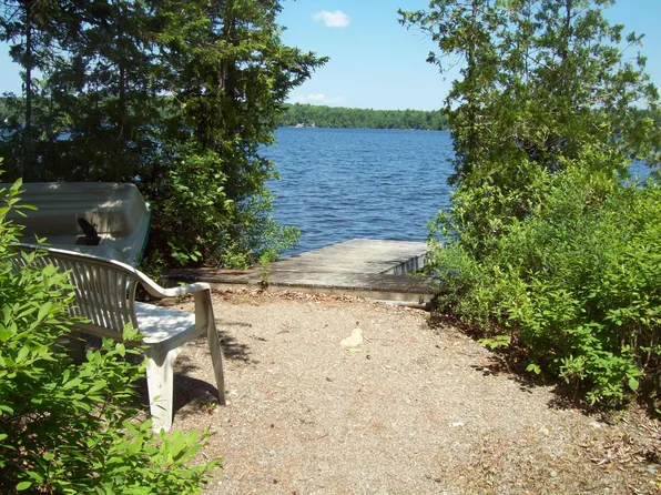 41 Petite Drive, Lincoln, ME 04457