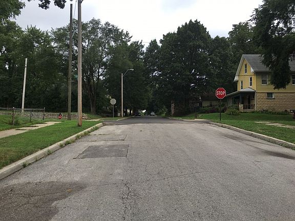 4th image of 2544 Askew Ave