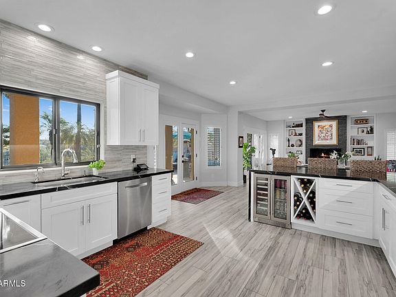 4th image of 16045 E OCOTILLO Drive