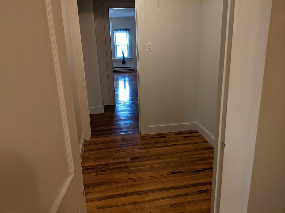 1st image of 20 Longwood Ave #3