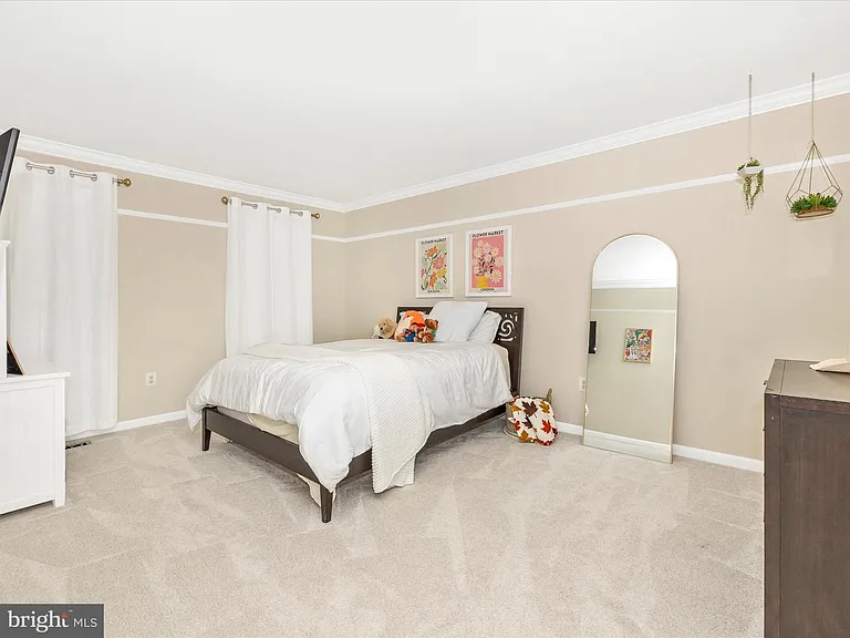 2422 Cobblestone Way — Photo 37