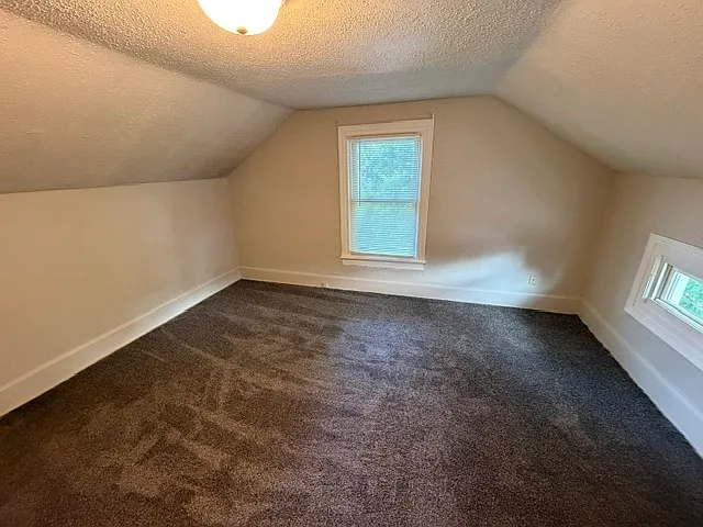 127 N Randolph St — Photo 8