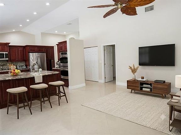 5th image of 10255 Guatemala St Unit 10255
